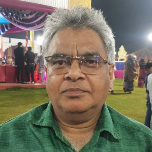 Dr. Rajneesh Gupta